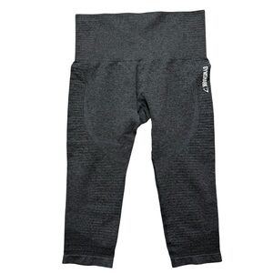 Gymshark Women’s Capri Leggings - Black Size Large